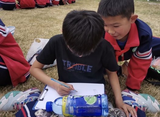 简篇-“踏春寻英迹，承志铸未来”——华西希望小学清明远足暨野餐活动