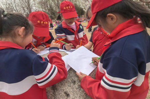 简篇-“踏春寻英迹，承志铸未来”——华西希望小学清明远足暨野餐活动