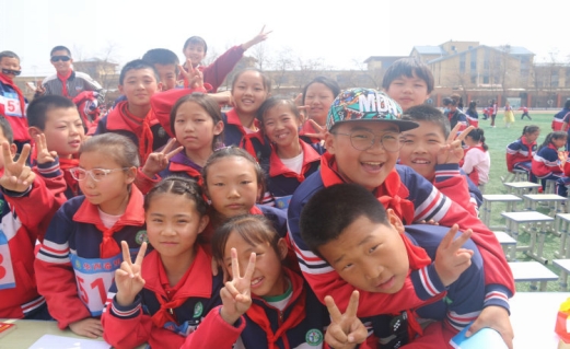 简篇-西夏区华西希望小学举办第二十五届田径运动会