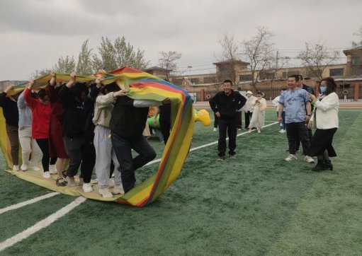 简篇-西夏区华西希望小学举办第二十五届田径运动会