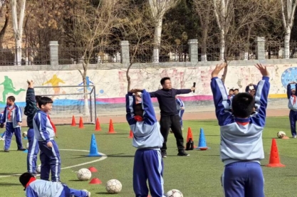 J:/我的文件/六小教学/党建资料/3.12党员活动/照片/9922f1174bdf78dc089a37513817564.jpg9922f1174bdf78dc089a37513817564