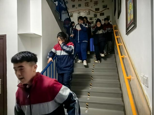 图片1.png 图片1.png