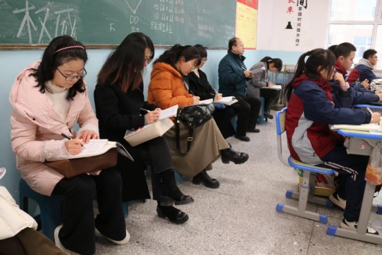 G:/2025年/01 教学/0228 市教育局教研室视导秦宁/听课/化学1 (5).JPG化学1 (5)