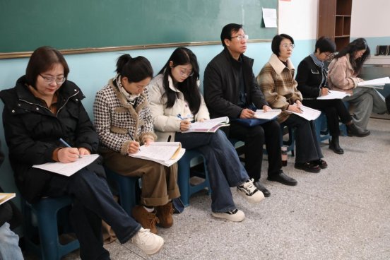 G:/2025年/01 教学/0228 市教育局教研室视导秦宁/听课/思政1 (7).JPG思政1 (7)