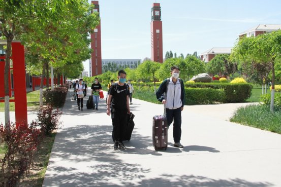 C:UserszhangmiaoDesktop高一复学IMG_6644.JPG