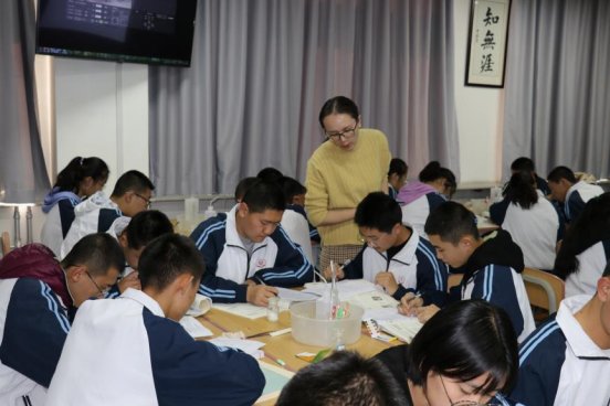 C:UserszhangmiaoDesktop照片讲课IMG_1337.JPG