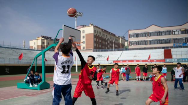 西吉縣慶祝建黨100週年第十一屆中學生籃球運動會開幕