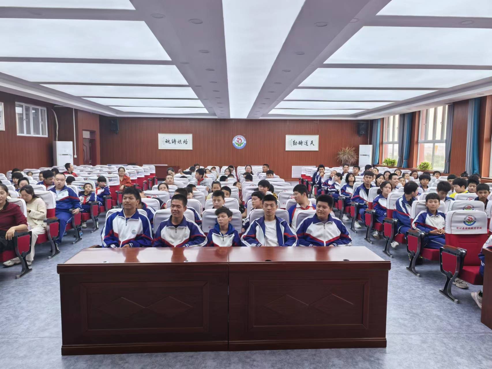 图片10.png