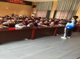 01ae1984aaf803136bffe79d4892552