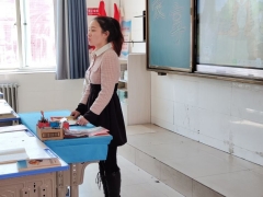 简篇-“阅”享童年，“讲”出智慧——   记金凤二小爱享课程阅讲展示活动