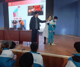 e000d96d3c3216119a04a8ba17aaf68