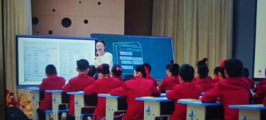 简篇-解读课标名师引领   读书阅写提升素质——记金凤二小“读书月”暨第二届“阅·写”活动线上学习记实