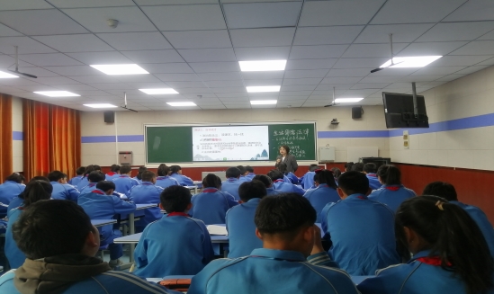 4a61e7cdd3c0a41f9ebcb0cd4a911cb