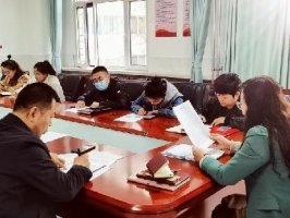 75c83c1b579848303044a47a8a93d80