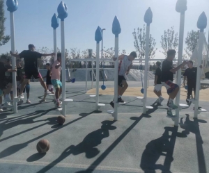 C:\Users\aAAA\AppData\Local\Temp\WeChat Files\b8d21570c0f8810f8f7cb50de67d8c8.jpg