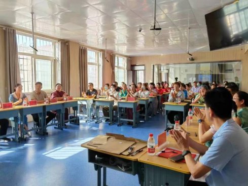 简篇-均衡分班，阳光成长——石嘴山市第八中学教育集团西校区（市七中）2023级新生阳光分班