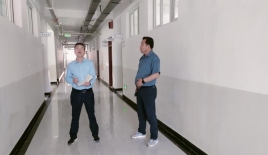 王局长和陈校长