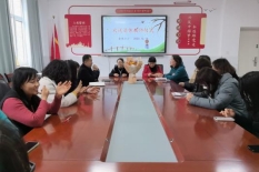 D:/Administrator/Desktop/退休照片/1 (2).jpg1 (2)