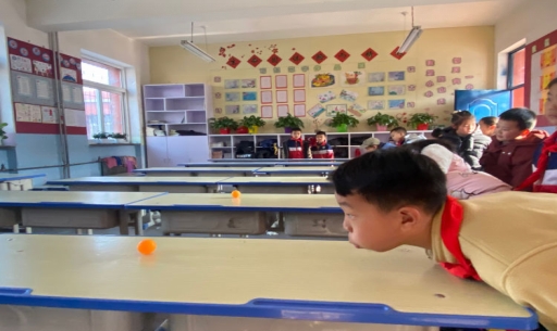 简篇-“喜迎新年，趣味游园”——华西希望小学举办元旦游园会