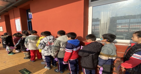 简篇-“喜迎新年，趣味游园”——华西希望小学举办元旦游园会