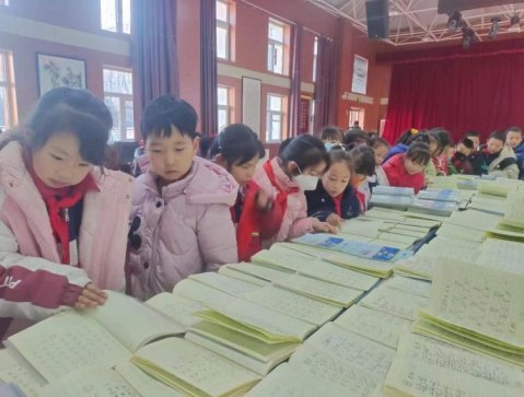 简篇-“写好中国字 做好中国人”——记华西希望小学优秀作业展示活动