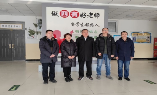 简篇-嘉实基金客户年“点亮家乡”悦读计划暨嘉实·桂馨乡村悦读空间公益项目启动仪式在华西希望小学举行