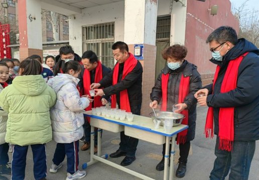 简篇-“灯起初春时，喜乐闹元宵”——华西希望小学元宵节系列活动