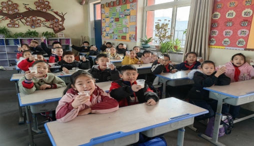 简篇-“灯起初春时，喜乐闹元宵”——华西希望小学元宵节系列活动