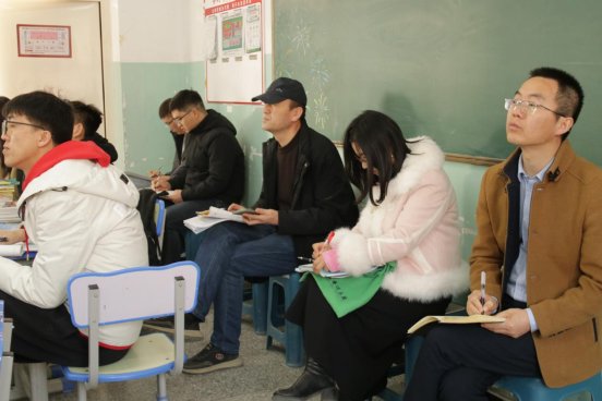 H:/2025年/01 教学/0313 市教育局教研室视导十中/物理1 (5).JPG物理1 (5)