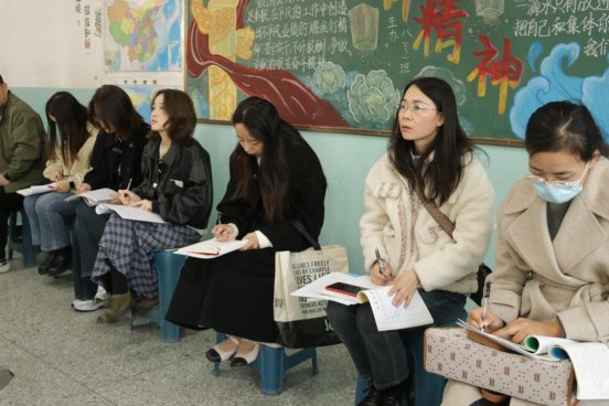 H:/2025年/01 教学/0313 市教育局教研室视导十中/历史1 (3).JPG历史1 (3)