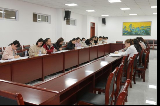 H:/2025年/01 教学/0313 市教育局教研室视导十中/评课/英语 (5).JPG英语 (5)