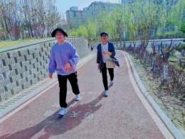 e6d954777438883bd2bade937c4089a