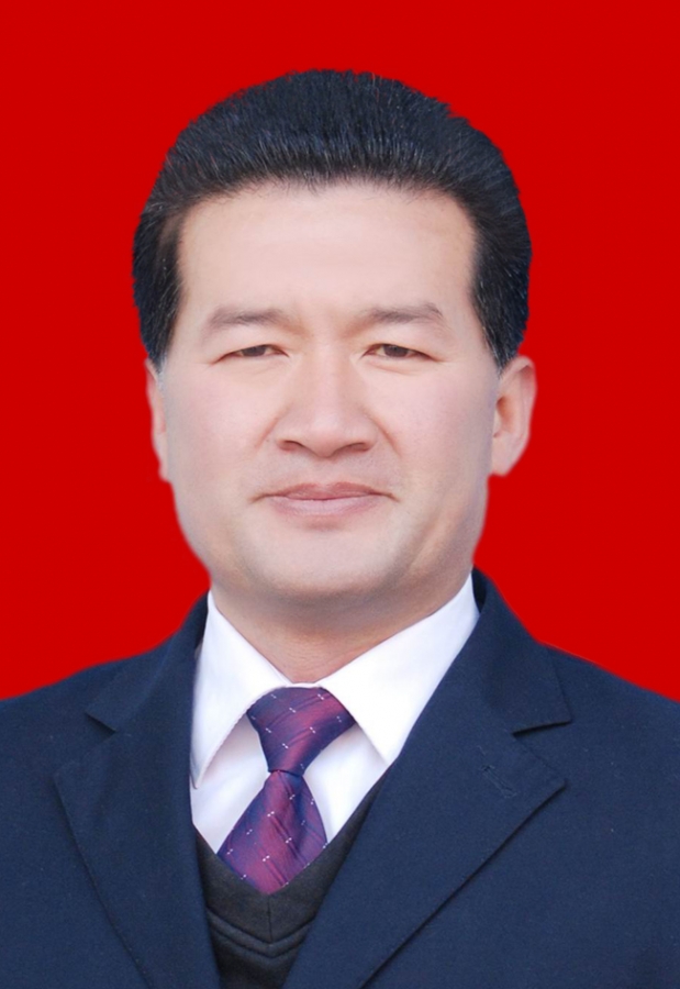 总务主任汪兴荣