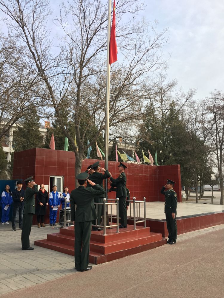 银川十六中举行2018春季开学典礼