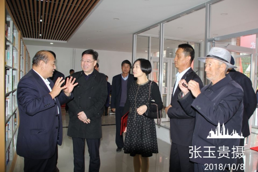 中卫市兴仁中学"鹏峰图书馆"落成典礼暨开馆仪式