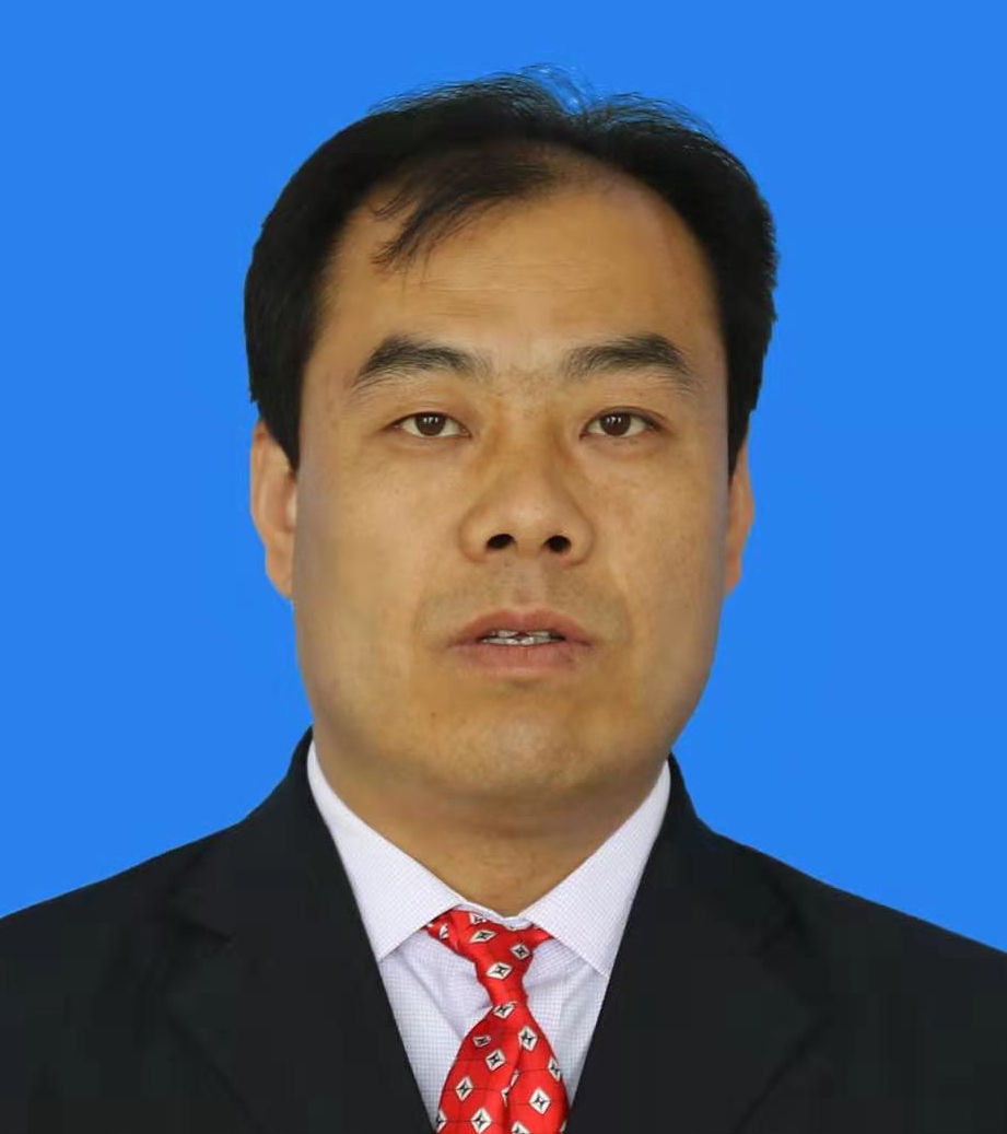 学校党总支书记,校长 王志虎 - 隆德县第四中学 - 贺兰县教育云