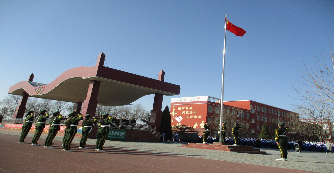 人勤春来早 奋进正当时