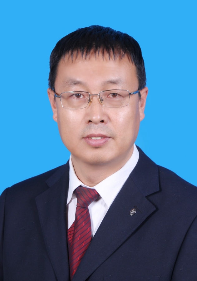 教育处主任罗虎强